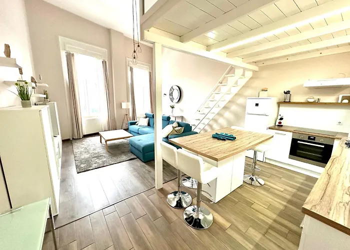 호텔 Central Home *